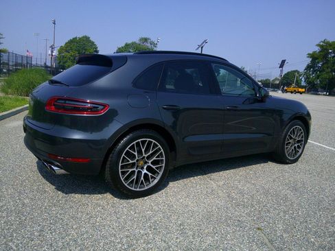 Used 2018 Porsche Macan AWD/4WD image 19