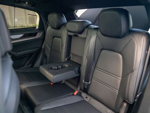New 2026 Porsche Cayenne E-Hybrid image 24