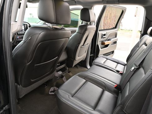 Used 2015 Chevrolet Silverado 1500 LTZ AWD/4WD image 14