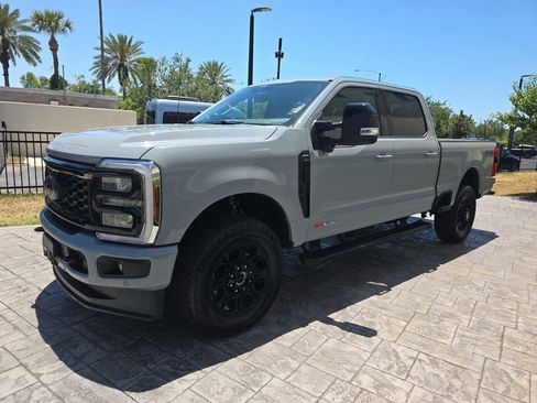 Used 2025 Ford F250 Lariat w/ Lariat Ultimate Package AWD/4WD image 11