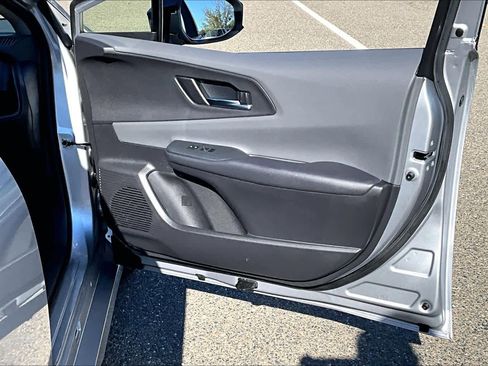 Used 2023 Toyota Prius XLE image 22