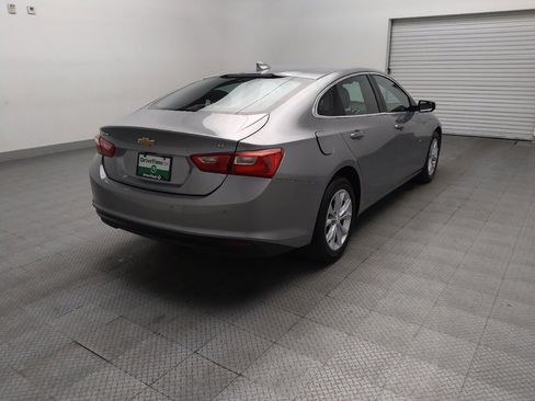 Used 2025 Chevrolet Malibu LT FWD image 9