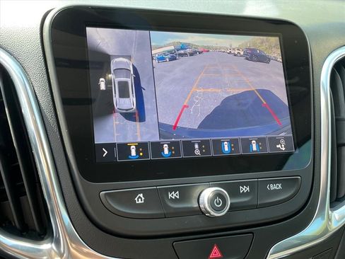 Used 2021 Chevrolet Equinox Premier FWD image 13