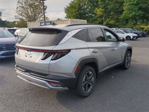 New 2026 Hyundai Tucson SEL image 3
