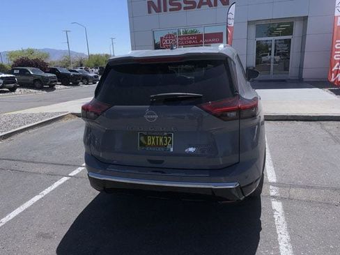 Used 2024 Nissan Rogue Platinum w/ Platinum Premium Package image 15