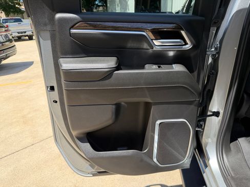 Used 2024 GMC Sierra 2500 SLE w/ SLE Value Package; AWD/4WD image 23