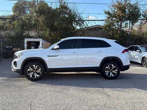 New 2026 Volkswagen Atlas Cross Sport SE image 5