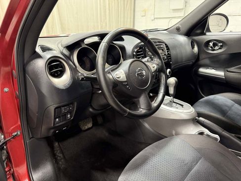 Used 2014 Nissan Juke SV AWD/4WD image 10