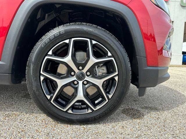 Certified 2025 Jeep Compass Limited AWD/4WD image 51