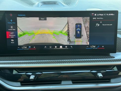 Used 2025 BMW X5 M60i AWD/4WD image 32