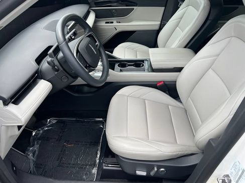 New 2026 Lincoln Nautilus Premier AWD/4WD image 10