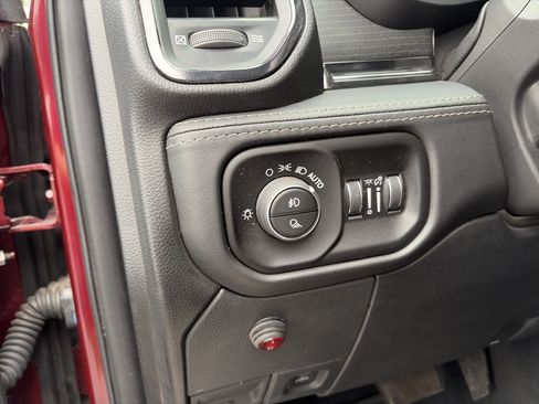 Used 2022 RAM 2500 Limited AWD/4WD image 24