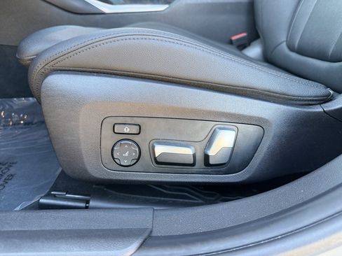 Used 2019 BMW 330i xDrive Sedan w/ Convenience Package image 12