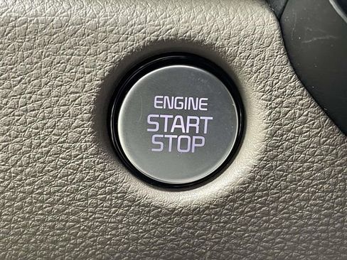 Certified 2026 Kia Carnival image 36