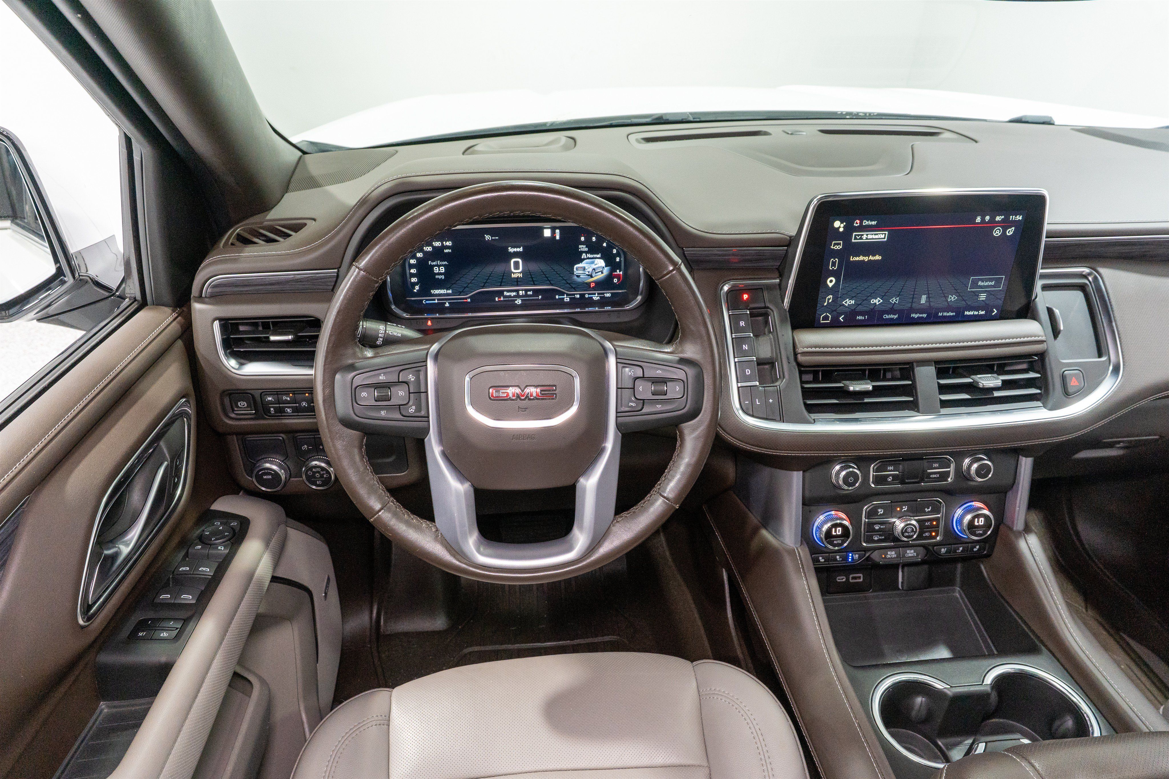 Used 2022 GMC Yukon SLT w/ SLT Premium Package RWD image 11