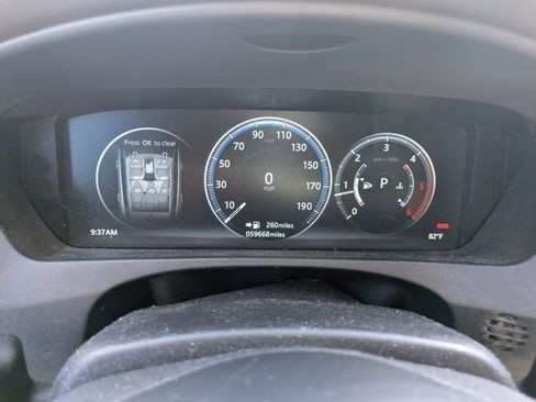 Used 2017 Jaguar F-PACE Prestige AWD/4WD image 27