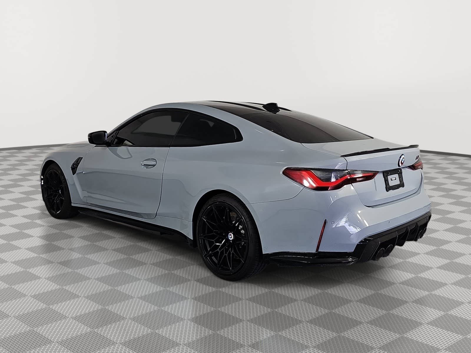 Used 2022 BMW M4 Competition w/ M Carbon Exterior Package RWD image 6