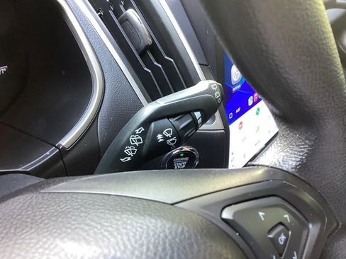 Used 2021 Ford Edge SE image 44