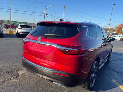 Used 2020 Buick Enclave Essence w/ LPO, Touring Package image 5