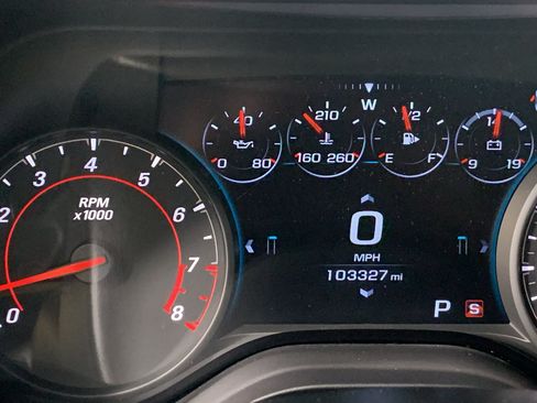 Used 2016 Chevrolet Camaro LT RWD image 23