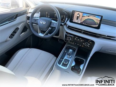 New 2026 INFINITI QX60 Luxe image 16