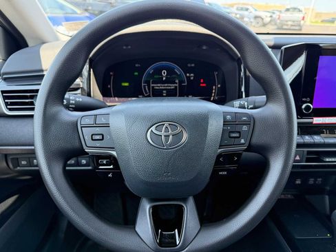 New 2026 Toyota Camry LE image 10