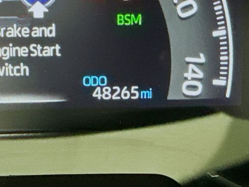 Used 2024 Toyota RAV4 XLE image 19