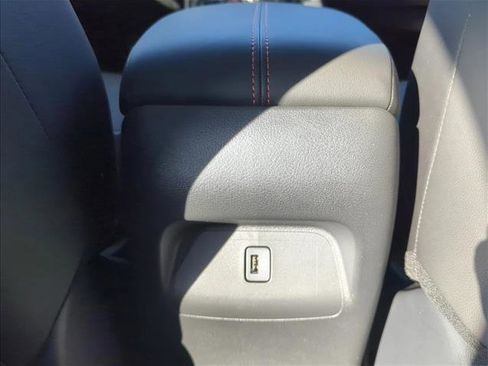 New 2025 Nissan Sentra SR w/ SR Premium Package FWD image 16