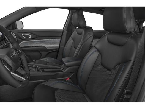 Used 2024 Jeep Compass Latitude AWD/4WD image 24