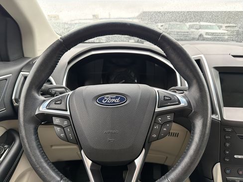 Used 2018 Ford Edge Titanium w/ Equipment Group 301A image 13