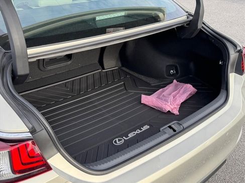 Used 2025 Lexus ES 350 Ultra Luxury image 14