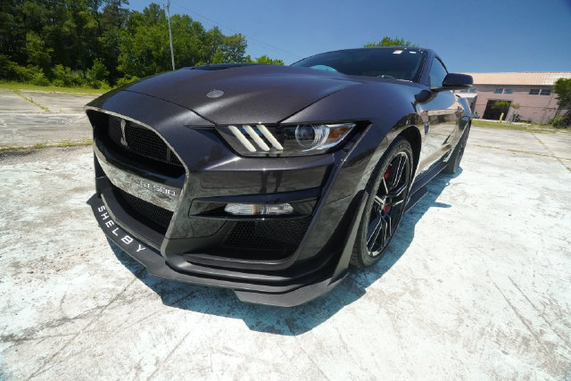 Certified 2022 Ford Mustang Shelby GT500 w/ Technology Package RWD image 7