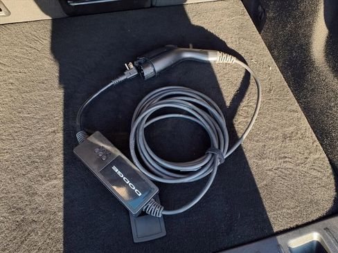 Used 2024 Dodge Hornet R/T w/ R/T Blacktop Package image 25