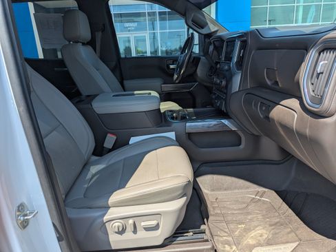 Used 2020 Chevrolet Silverado 1500 LTZ w/ LTZ Premium Package AWD/4WD image 43