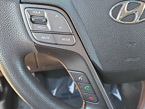 Used 2017 Hyundai Santa Fe Sport image 23