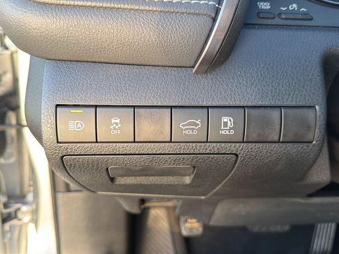 Certified 2024 Toyota Camry SE FWD image 19