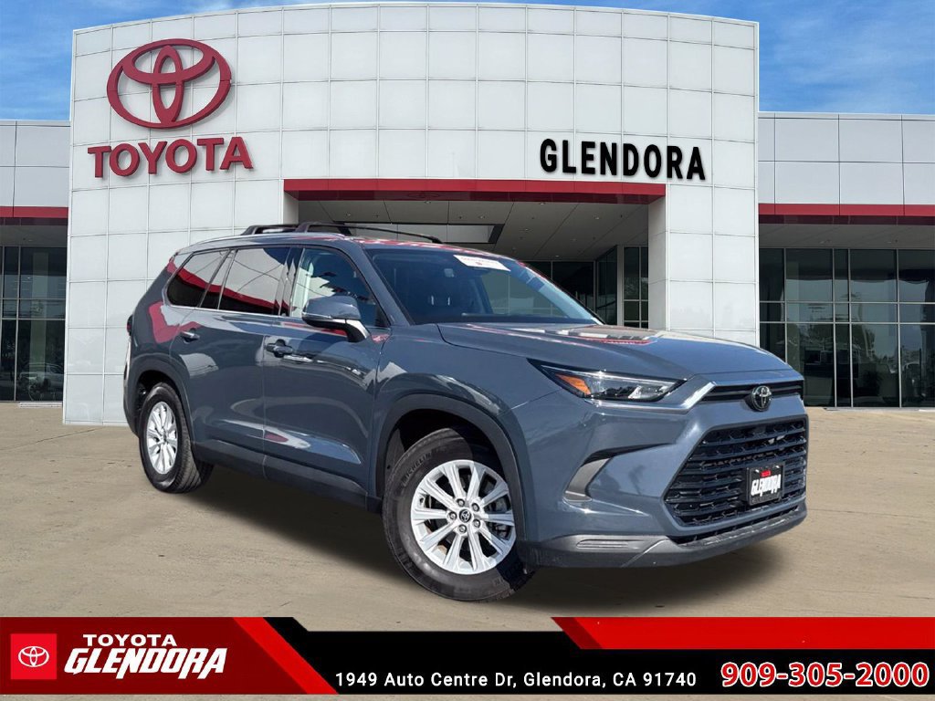 Certified 2025 Toyota Grand Highlander FWD image 1