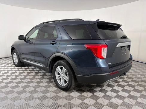 Used 2022 Ford Explorer XLT w/ Equipment Group 202A AWD/4WD image 5