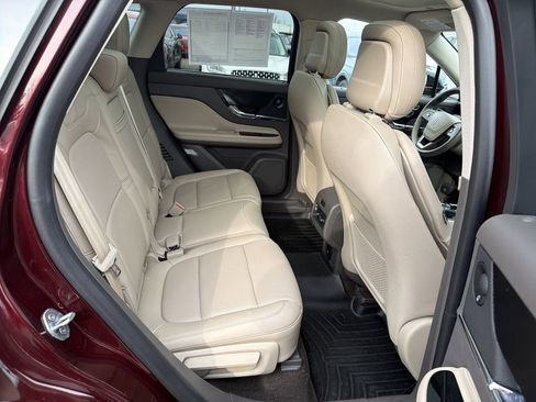 Used 2020 Lincoln Corsair Reserve w/ Elements Package image 17