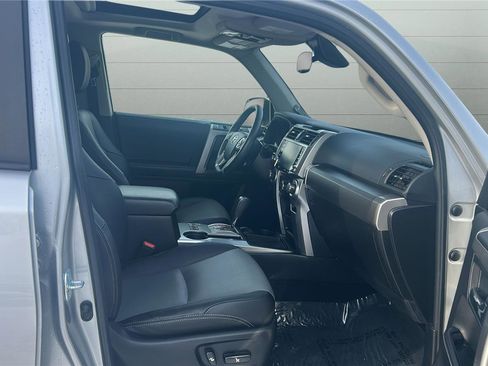 Used 2022 Toyota 4Runner SR5 Premium w/ Moonroof Package image 23