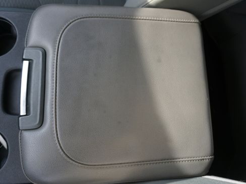 Used 2018 RAM 1500 Express image 21