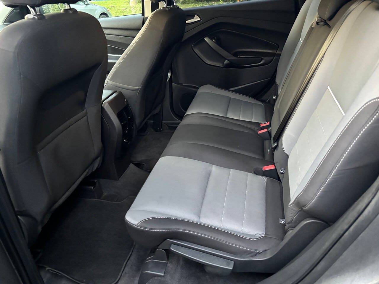 Used 2014 Ford Escape SE w/ Equipment Group 201A AWD/4WD image 10