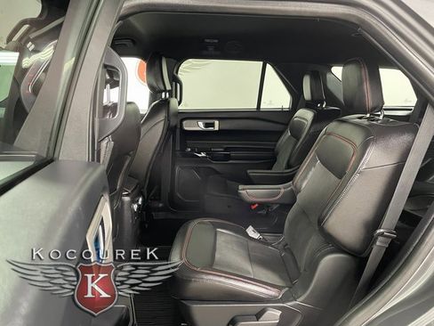 Used 2022 Ford Explorer ST-Line w/ Class IV Trailer Tow Package image 20