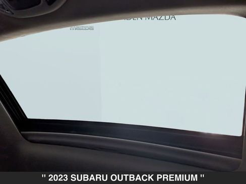 Used 2023 Subaru Outback Premium image 31