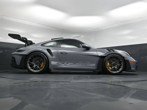 Used 2025 Porsche 911 GT3 RS RWD image 27