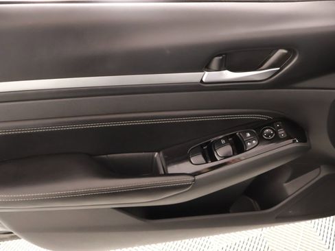 Used 2023 Nissan Altima 2.5 SL image 17