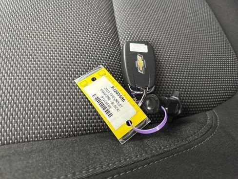 Used 2023 Chevrolet Traverse LT w/ Rear Camera Mirror Package AWD/4WD image 29