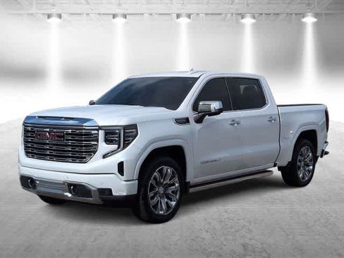 Used 2023 GMC Sierra 1500 Denali w/ Denali Reserve Package AWD/4WD image 4