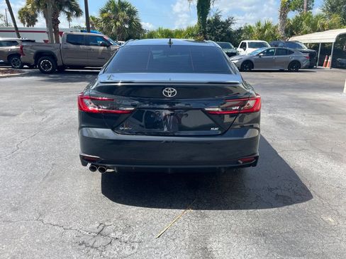Used 2026 Toyota Camry SE FWD image 4