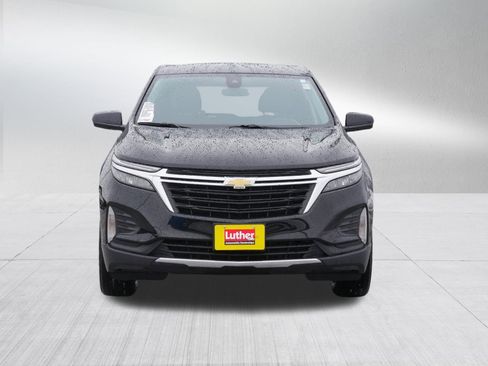 Used 2024 Chevrolet Equinox LT image 2